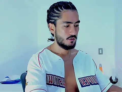 Snapshot of david__johnson372 chatting on December 22, 11:51 am david johnson372 online show from December 22, 11:51 am