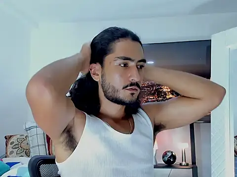 Snapshot of david__johnson372 chatting on January 8, 1:08 am david johnson372 online show from January 8, 1:08 am