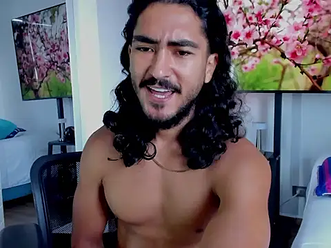 Snapshot of david__johnson372 chatting on May 15, 12:56 pm david johnson372 online show from May 15, 12:56 pm
