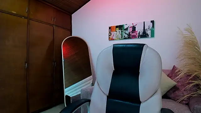 Snapshot of Alheli_16 chatting on March 13, 12:23 pm Alheli 16 online show from March 13, 12:23 pm