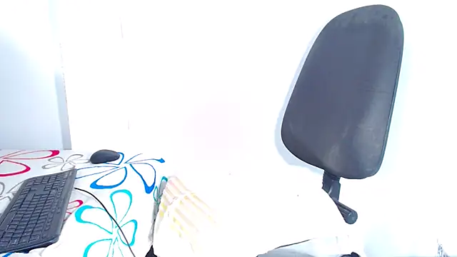 Snapshot of Megaanfox chatting on March 12, 6:03 pm Megaanfox online show from March 12, 6:03 pm