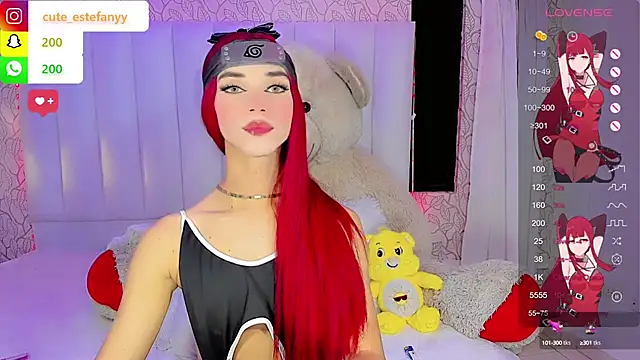 cute-estefany-19 online show from December 14, 4:01 am
