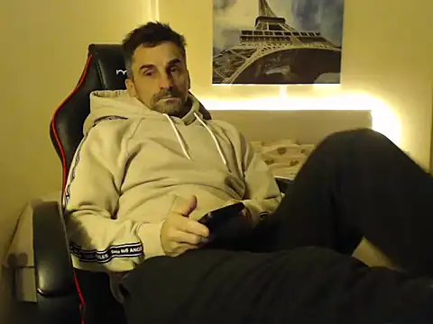 amydamarw online show from January 19, 5:55 am