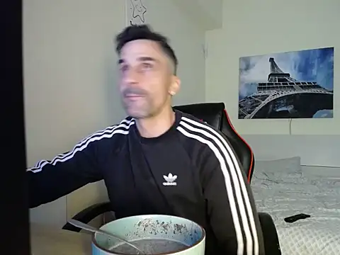 amydamarw online show from February 25, 7:23 pm