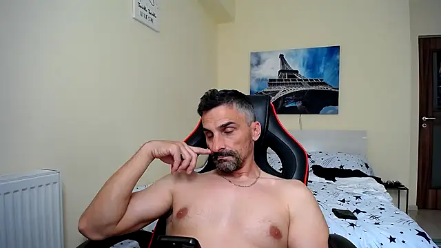 amydamarw online show from May 15, 2:35 pm