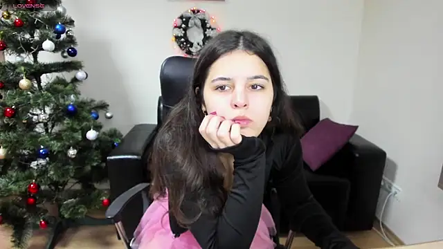 Molly Owens online show from January 8, 6:41 am