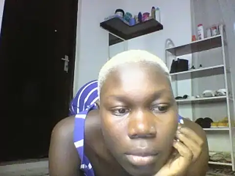 sexyqueen02 online show from March 4, 1:55 am