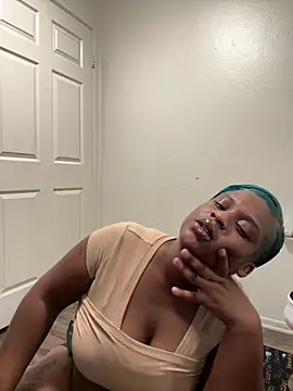 Snapshot of Prettynthick12 chatting on June 28, 6:03 pm Prettynthick12 online show from June 28, 6:03 pm