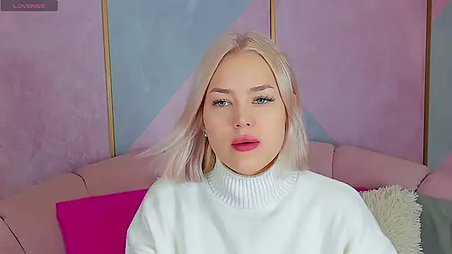 LIA KITTY online show from December 9, 6:34 am