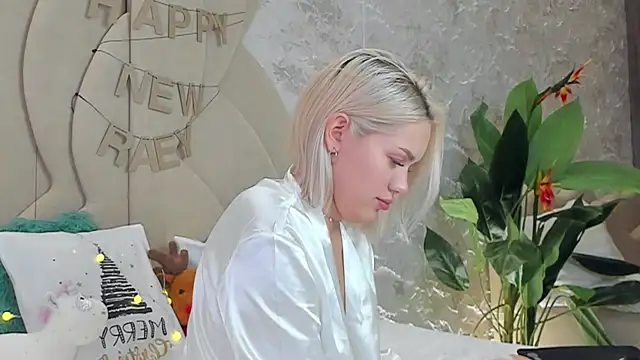 LIA KITTY online show from December 30, 6:38 pm