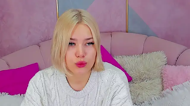 LIA KITTY online show from January 21, 6:43 am