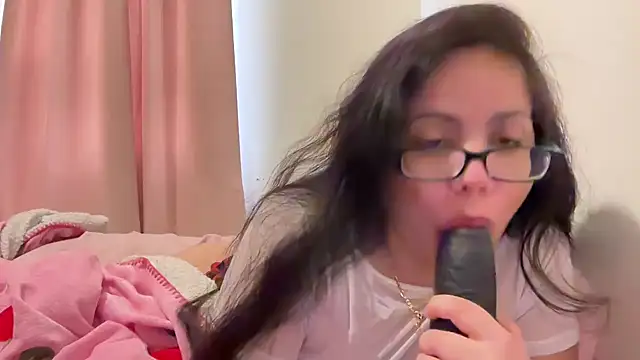 Snapshot of Babygirl_katalina chatting on March 31, 3:01 pm Babygirl katalina online show from March 31, 3:01 pm