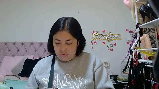 lanaqueen699 online show from May 5, 12:13 pm