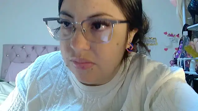 lanaqueen699 online show from May 11, 12:22 pm