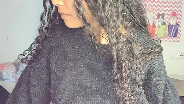 Snapshot of Ama_music chatting on December 31, 2:36 pm Ama music online show from December 31, 2:36 pm