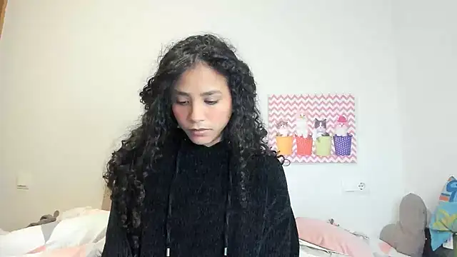 Snapshot of Ama_music chatting on January 21, 3:43 pm Ama music online show from January 21, 3:43 pm