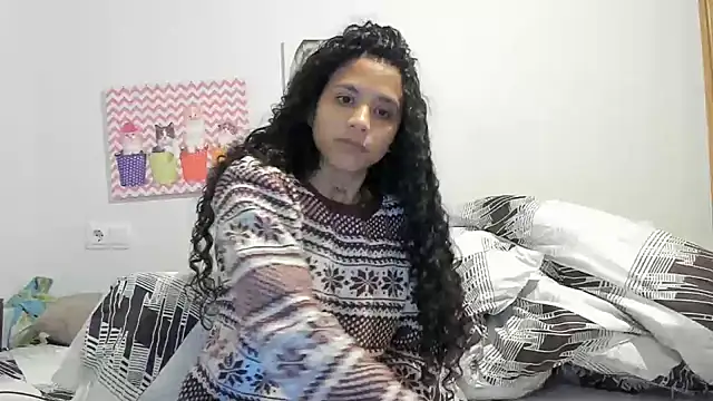 Snapshot of Ama_music chatting on February 3, 4:20 pm Ama music online show from February 3, 4:20 pm