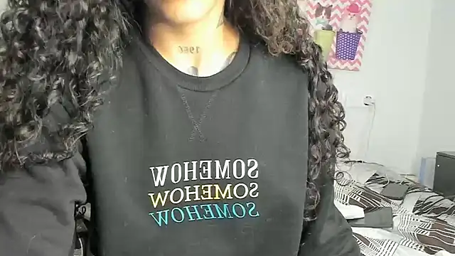 Snapshot of Ama_music chatting on February 5, 3:31 pm Ama music online show from February 5, 3:31 pm