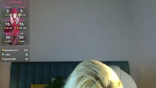 Snapshot of april_bunnyy chatting on March 20, 11:56 pm april bunnyy online show from March 20, 11:56 pm