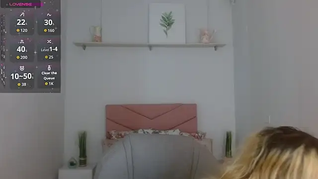 april bunnyy online show from October 14, 1:34 pm