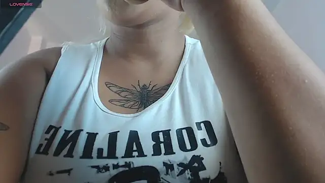 april bunnyy online show from November 12, 1:44 pm