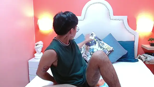 luke morgans online show from March 23, 1:20 am