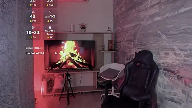 Snapshot of Melany_Luv chatting on March 9, 8:57 pm Melany Luv online show from March 9, 8:57 pm