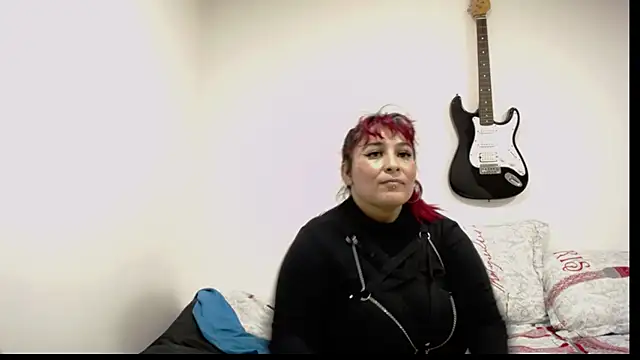 amydeepqueen online show from May 6, 2:22 pm
