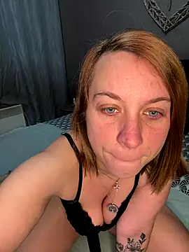 Aphrodite-22 online show from October 27, 4:05 am