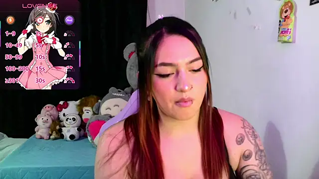 lucycherry   online show from February 12, 4:51 am