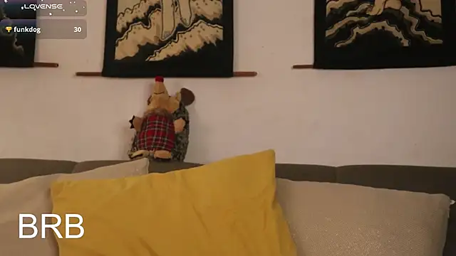 Snapshot of Daarlene chatting on January 8, 11:12 am Daarlene online show from January 8, 11:12 am