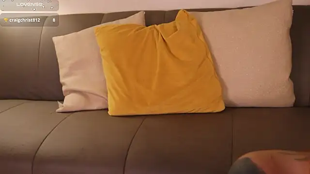 Snapshot of Daarlene chatting on February 2, 12:15 pm Daarlene online show from February 2, 12:15 pm