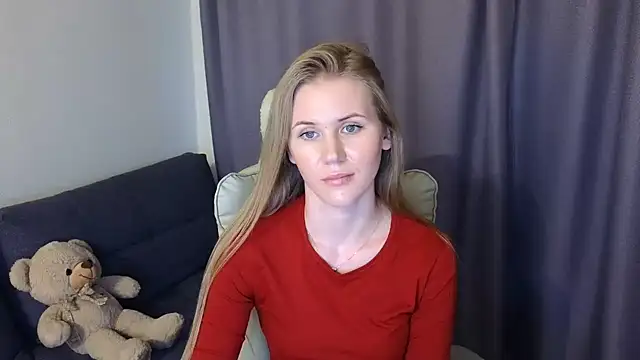 Snapshot of IsabelAllen chatting on December 3, 12:49 pm IsabelAllen online show from December 3, 12:49 pm