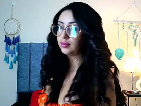 EvoletFMK online show from October 10, 1:32 pm