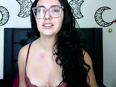 Snapshot of EvoletFMK chatting on December 16, 9:14 am EvoletFMK online show from December 16, 9:14 am