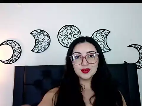 Snapshot of EvoletFMK chatting on December 19, 5:31 pm EvoletFMK online show from December 19, 5:31 pm