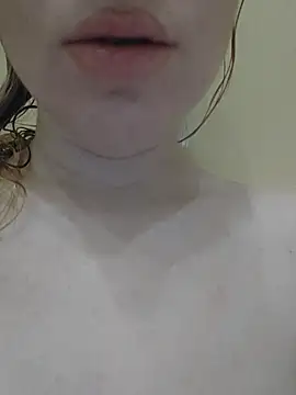 Snapshot of Linda_999 chatting on January 23, 1:45 pm Linda 999 online show from January 23, 1:45 pm