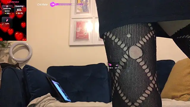 lolaisagoodtime online show from December 20, 1:11 pm