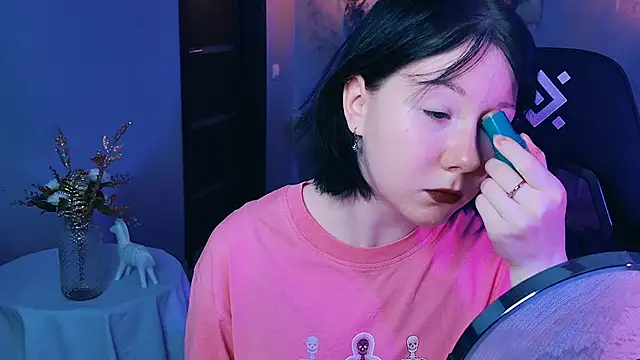 NancyMartinez online show from October 2, 9:05 am