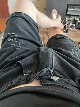 Snapshot of red_red00 chatting on March 19, 7:34 am red red00 online show from March 19, 7:34 am