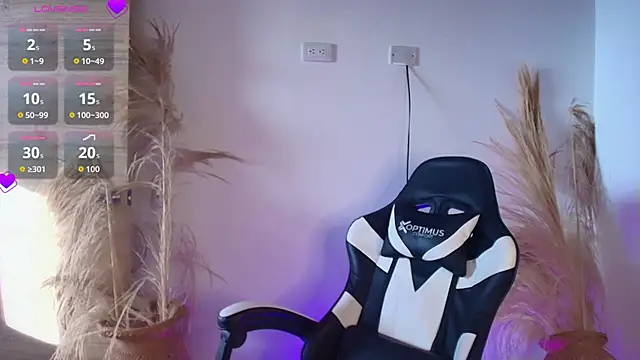 Snapshot of -Sofii_ chatting on March 13, 9:54 pm -Sofii online show from March 13, 9:54 pm