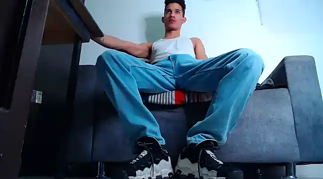 mastersmits online show from February 2, 9:30 am