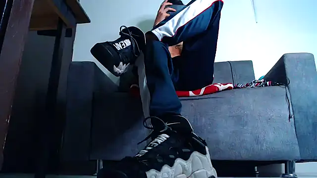 mastersmits online show from February 22, 8:50 am