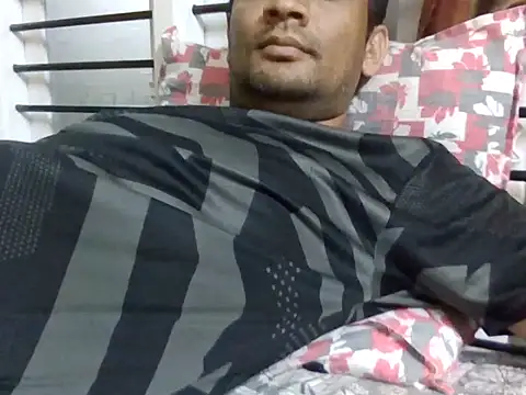 Snapshot of NiceBoy9099 chatting on March 21, 5:02 pm NiceBoy9099 online show from March 21, 5:02 pm