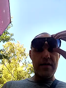 Snapshot of Pineapple04 chatting on September 22, 6:15 am Pineapple04 online show from September 22, 6:15 am