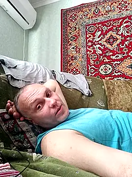 Snapshot of Pineapple04 chatting on September 28, 8:09 am Pineapple04 online show from September 28, 8:09 am