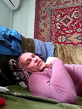 Snapshot of Pineapple04 chatting on October 17, 5:21 am Pineapple04 online show from October 17, 5:21 am