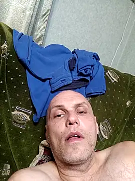 Snapshot of Pineapple04 chatting on October 20, 6:08 pm Pineapple04 online show from October 20, 6:08 pm