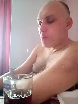 Snapshot of Pineapple04 chatting on October 27, 5:33 am Pineapple04 online show from October 27, 5:33 am