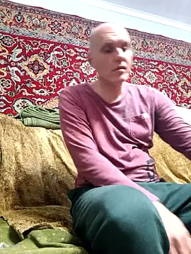 Snapshot of Pineapple04 chatting on October 29, 2:30 pm Pineapple04 online show from October 29, 2:30 pm